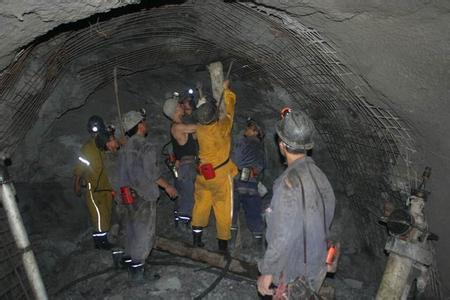 左贡工程爆破中的危险因素分析以及应对工程爆破危险的措施